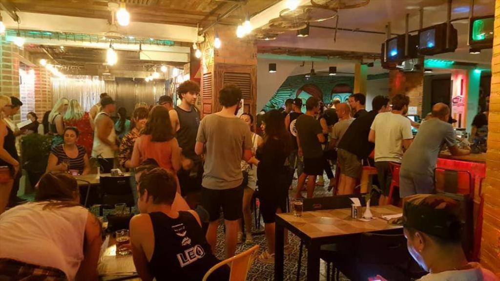 Route 66 Music Restaurant & Hostel Сиемрип Экстерьер фото